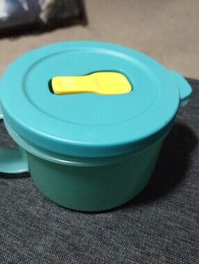 Tupperware Crystalwave Soup Mug Microwavable Vented Teal 2 Cup